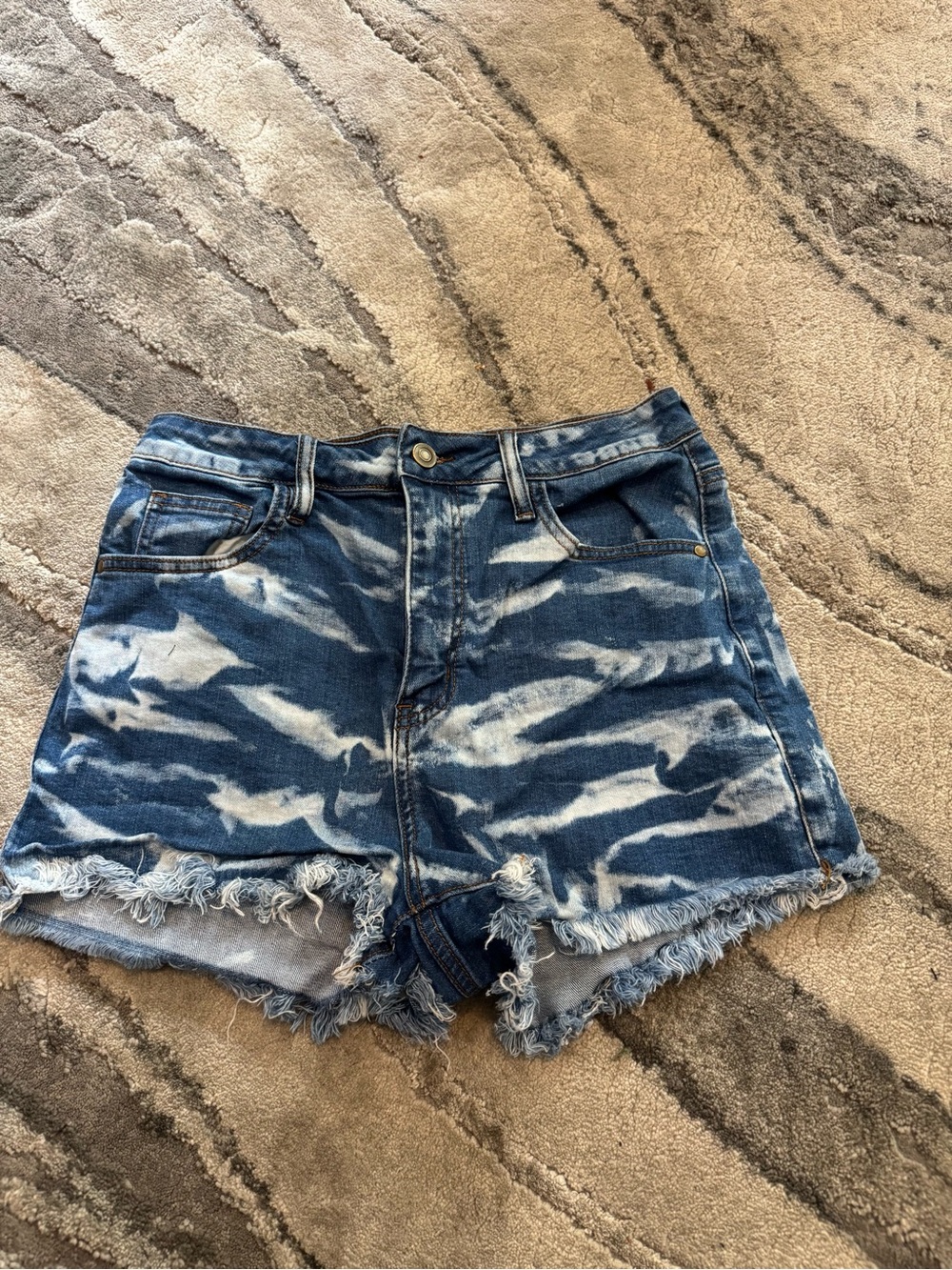 River Island Blue Tie-Dye High-Waist Denim Shorts - Picture 1 of 3